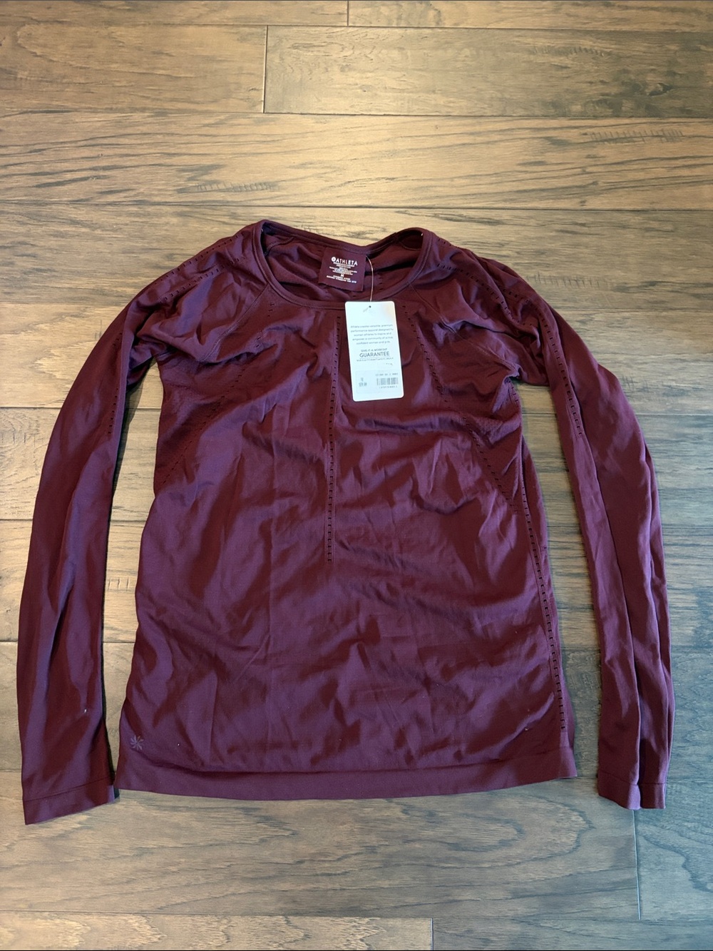 New With Tags Athleta Foothill Burgundy Long Sleeve Sport Top Sz M